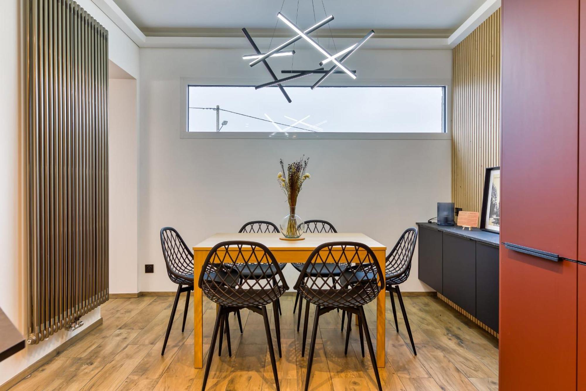 شقة Rose Ecrin De Charme Avec Parking Terrasse Privee Et Jardin Partage Grand-Couronne المظهر الخارجي الصورة
